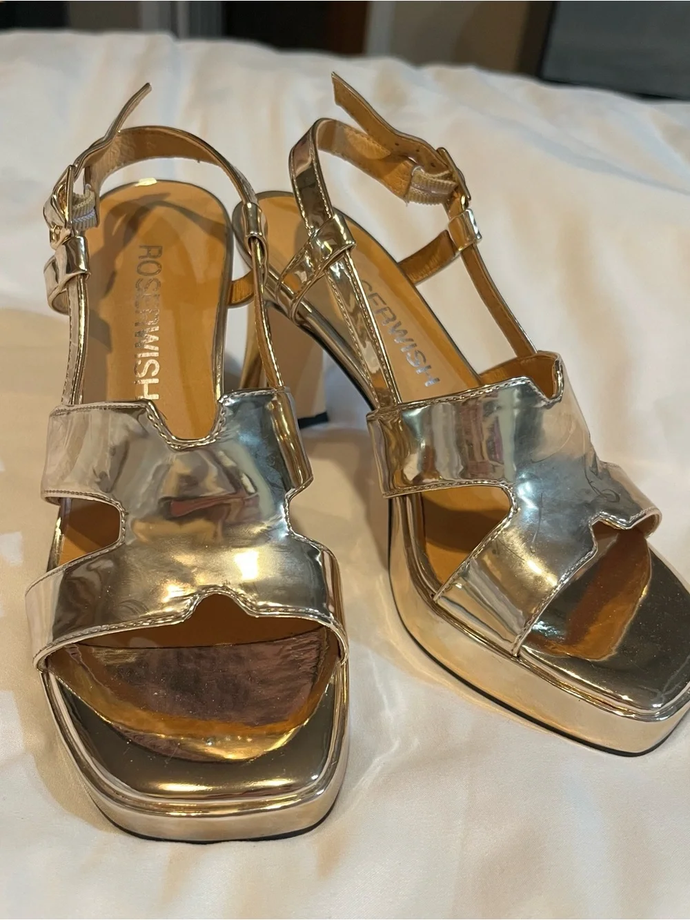 Gold metallic Platform Block Heel Sandals dress strap shoe square toe EUC size 6